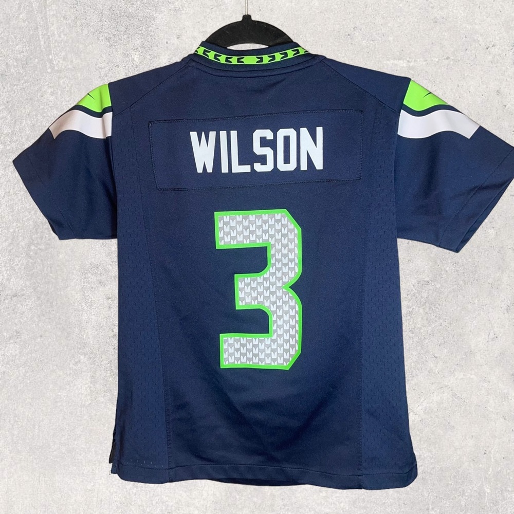 NFL Seattle Seahawks Russell Wilson #3 Jersey kids Size 8